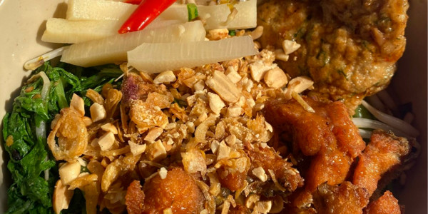 Bún Cá Cay - Tam Trinh