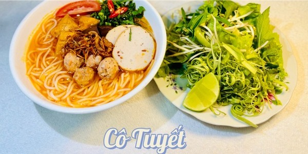 Cô Tuyết - Bún Riêu Cua, Bánh Đa Cua & Gỏi Cuốn - Nguyễn Bá Học