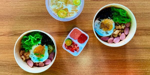 Cơm Gà Sốt Chua Ngọt, Burger & Trà Sữa - Cá Heo Xanh - Lê Trọng Tấn