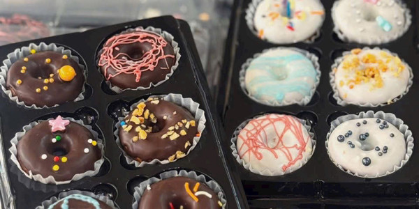 Tiệm Trà Nhà Bơ - Trà Trái Cây Tươi & Bánh Bông Lan Trứng Muối - Trung Mỹ Tây 2A