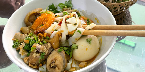 Mỳ Quảng & Bún Mắm Cô Thuỷ - 01 Lê Thị Hồng Gấm