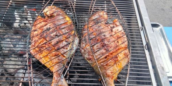 Quán Nướng Cô Gái - Cá Nướng & Mực Trứng