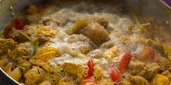 Thuỷ Bún Riêu Cua - Võ Chí Công