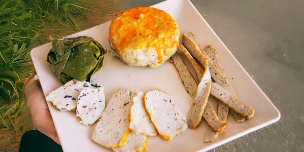 Bánh Mì Cà Ty - Xá Xíu, Xíu Mại & Chả Cá - Lê Duẩn