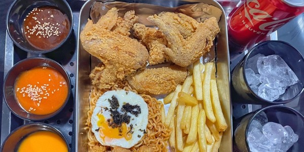 Ò Ó O - Gà Rán Đẫm Sốt