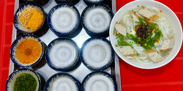 Hoài Nhơn Quán - Bánh Canh Chả Tôm, Bánh Bèo Tam Quan