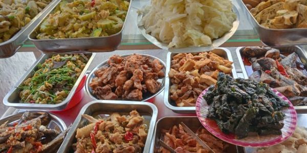 Cơm Trưa Thái Lan - Trần Hưng Đạo