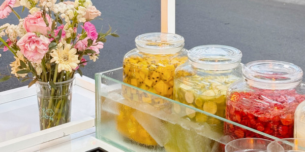 Tiệm Trà Nhà " MAY "