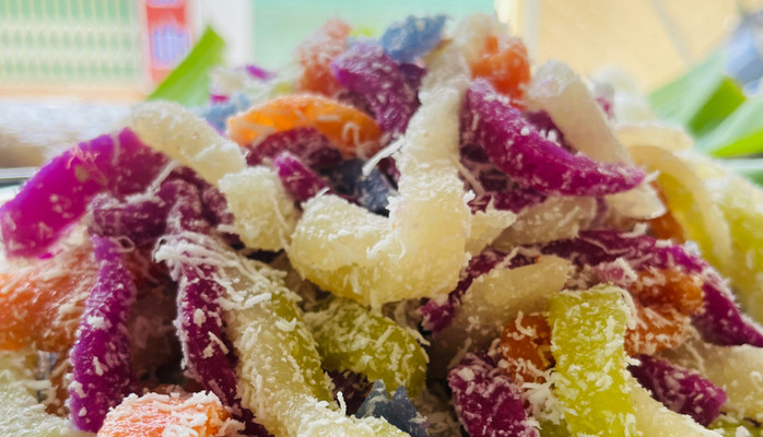 Tiệm Bánh Quê Bánh Dân Gian Cô Tươi - Bánh Quê Ăn Kèm Nước Cốt Dừa - 148 Hoàng Việt