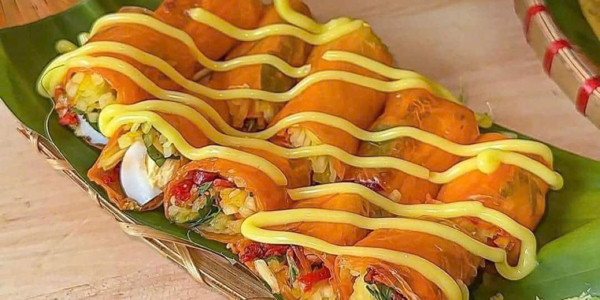 Nhật Quyên - Bánh Tráng Trộn Sài Gòn, Cà Phê Muối & Matcha Latte - 212 Bắc Sơn