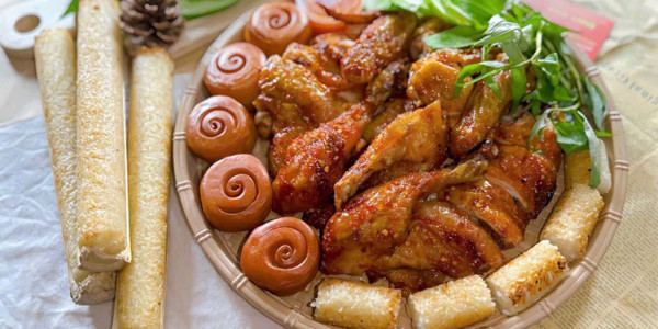 Gà Quay Nhân Phương - Cơm Lam & Bánh Bao - Nguyễn Thái Học