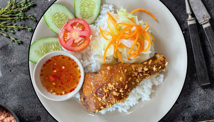 PaTom Gaming - Cơm, Mì Trộn & Nước Uống - Nguyễn Bỉnh Khiêm