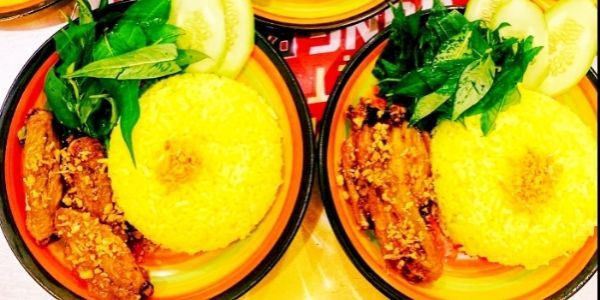 Tiệm Cô Lynh - Cơm, Bún & Bánh Mì