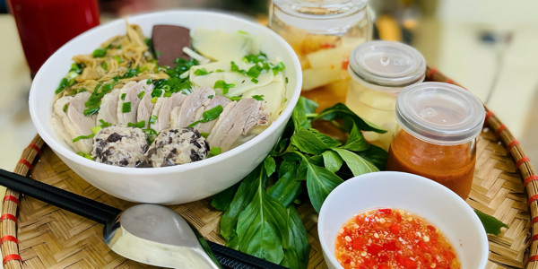 Hoa Diệp Anh - Bún Miến Ngan & Cơm Văn Phòng - 31 Lê Đại Hành