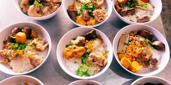 Bún Riêu Cô Tư - Thủ Khoa Huân