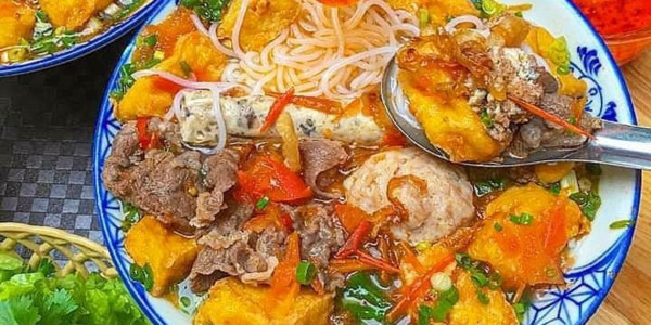 Lẩu Nướng 23 Zô - Phở Tứ Hải, Cơm Văn Phòng & Cơm Gà - Triều Khúc