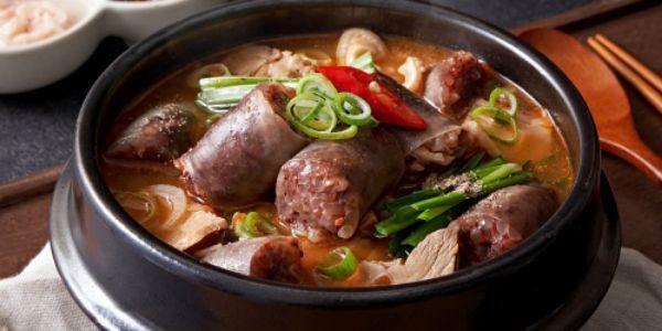 Budae Jjigae - Món Ăn Hàn Quốc