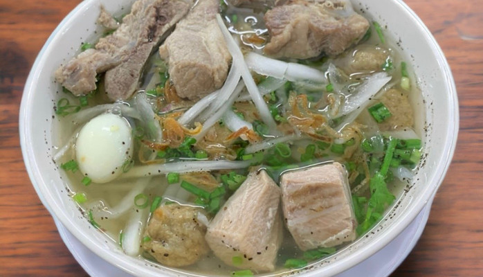 Bánh Canh Chả Cá & Bún Cá Nha Trang - Mẹ Đông - Phan Văn Hân