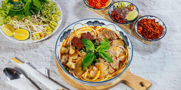 BÚN BÒ GÁNH - 66 Thái Phiên