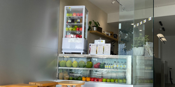 Yellow Stand - Juice, Smoothie & More - 36 Quảng An