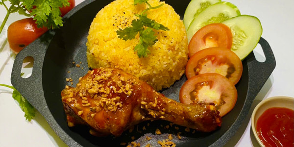 Tiệm Ăn Di Nguyên - Bánh Mì Bò Nướng & Bánh Mì Chảo - Đường 35