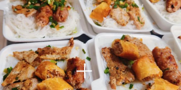 Bún Thịt Nướng 389