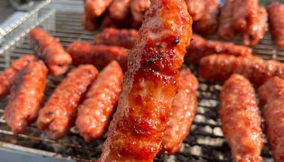 Tiệm Ăn Mai Mai - Đồ Ăn - Đường 3/2