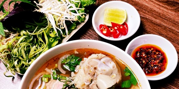 Bún Bò Nguyên Linh - Phạm Văn Hai