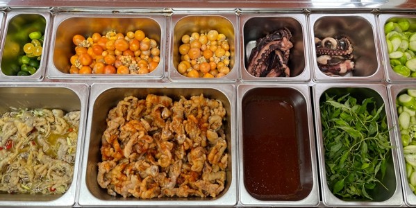 Cô Beo Chân Gà - Đường 30 Tháng 4