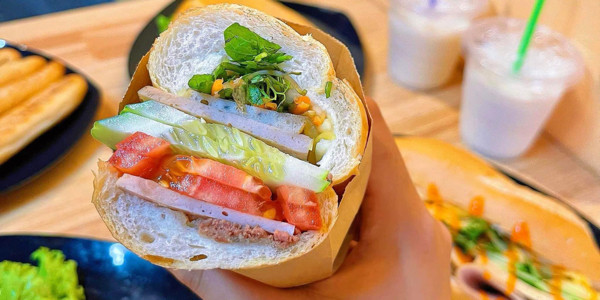 BÁNH MÌ PHỐ + - Đồ Ăn Nhanh - 9 Đường Chu Văn An