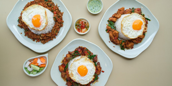 BẾP CƠM THÁI - Cách Mạng Tháng 8