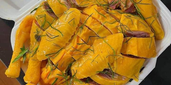 Quỳnh - Gà Ủ Muối, Chân Gà Sốt Thái & Chân Gà Sả Tắc