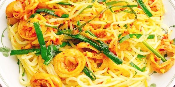 Ben Len Quán - Bún Lòng Xào Nghệ, Cút Lộn Xào Me & Nước Giải Khát