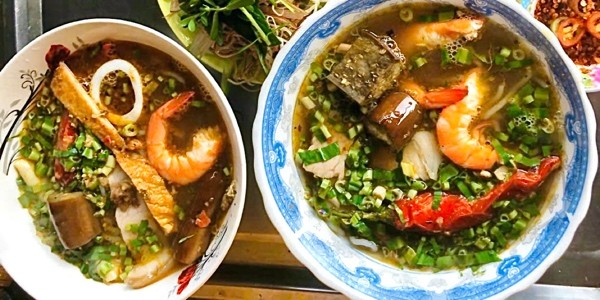 Bún Bò & Bún Mắm Cô Năm