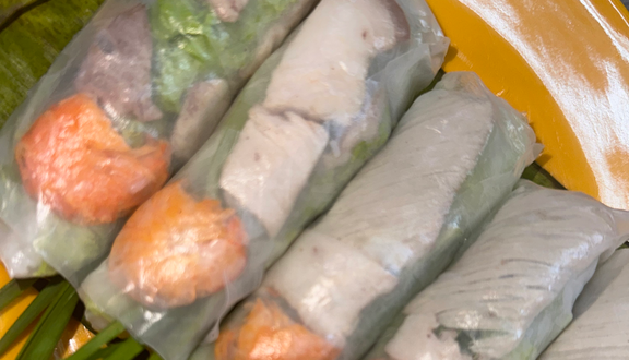 Bánh Bèo 439 Bà Hạt- Súp Cua & Gỏi Cuốn