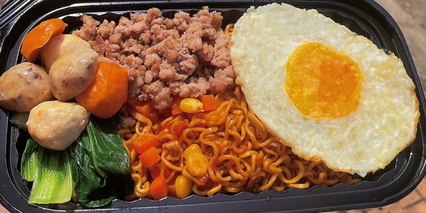 Bếp Nhà Yummy - Cơm Trưa & Mì Trộn