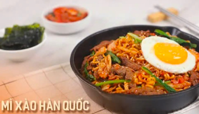 Thế Giới Ăn Vặt Foody World - Mỳ Trộn Cay Hàn Quốc, Sinh Tố & Nước Ép - Ngõ 83 Tân Triều