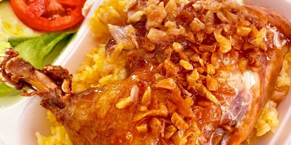 Cơm Gà Xối Mỡ 138 - Phan Đình Phùng