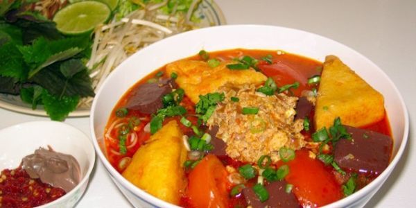 Bún Riêu - Mì Quảng Cô Hương