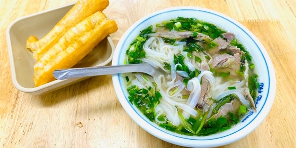 Thánh Gióng - Phở Cồ Gia Truyền, Cơm Rang & Cơm Văn Phòng - Lê Văn Lương