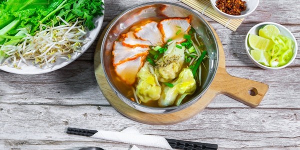 Hủ Tiếu Nam Vang Hồng Vân - Tô Ngọc Vân