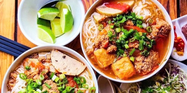 Bún Bò Huế, Bún Riêu Cua - Quán Cô Hoa