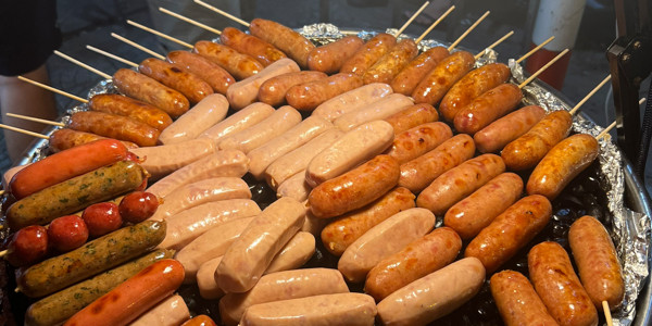 Lạp Xưởng Nướng Đá - Đỗ Bá