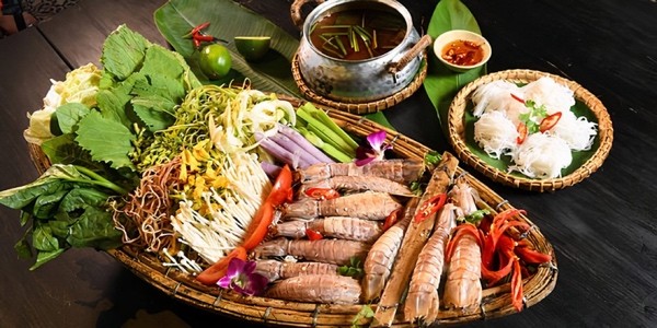 Bún Riêu Tôm Tít Nam Huỳnh Đế