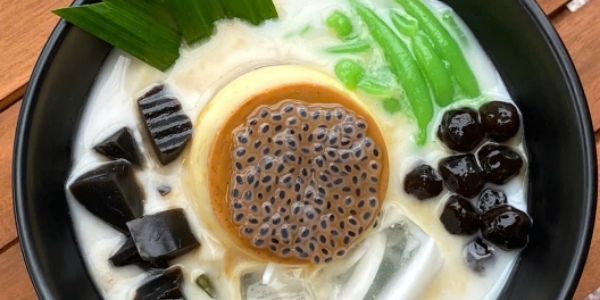 Tàu Hũ Xuyên Thời Gian - 476 CMT8