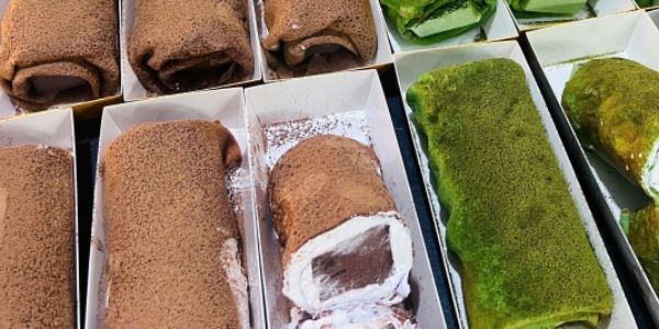 Tiệm Bánh Hottrend - Bánh Crepe & Bánh Bông Lan Các Loại