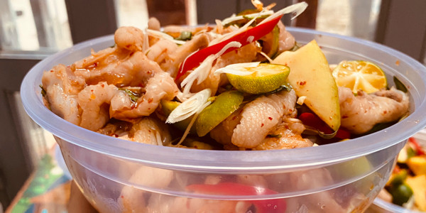 Chân Gà Sốt Thái Mai Mai - Tôn Đản