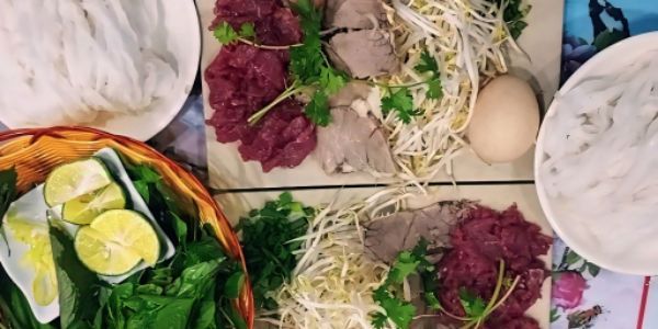 Phở Bát Đá - Phở Bò & Dê