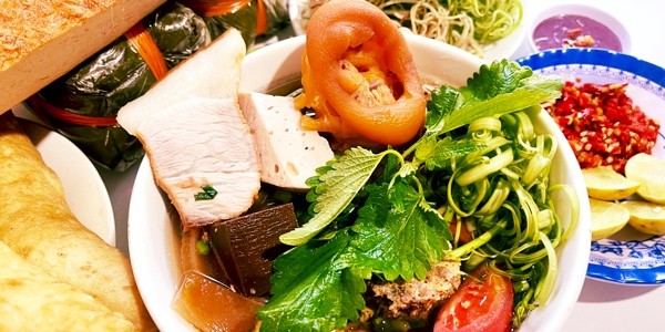 Bún Riêu Cua, Bánh Ướt & Canh Bún - Dì 4