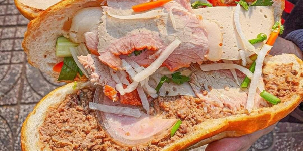 Bánh Mì & Cafe Nhà Muối